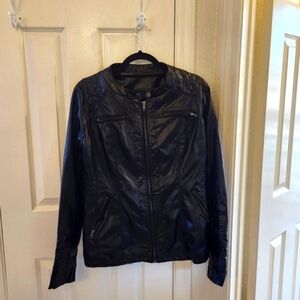 Black Faux Leather Pocket Zipper Jacket Line Details Size Large